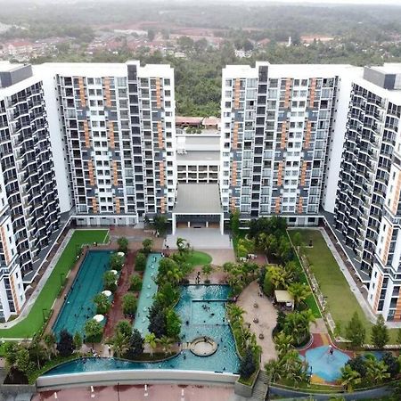 Casa Raudhah @ Timurbay Seafront Residence Kampung Sungai Karang 外观 照片