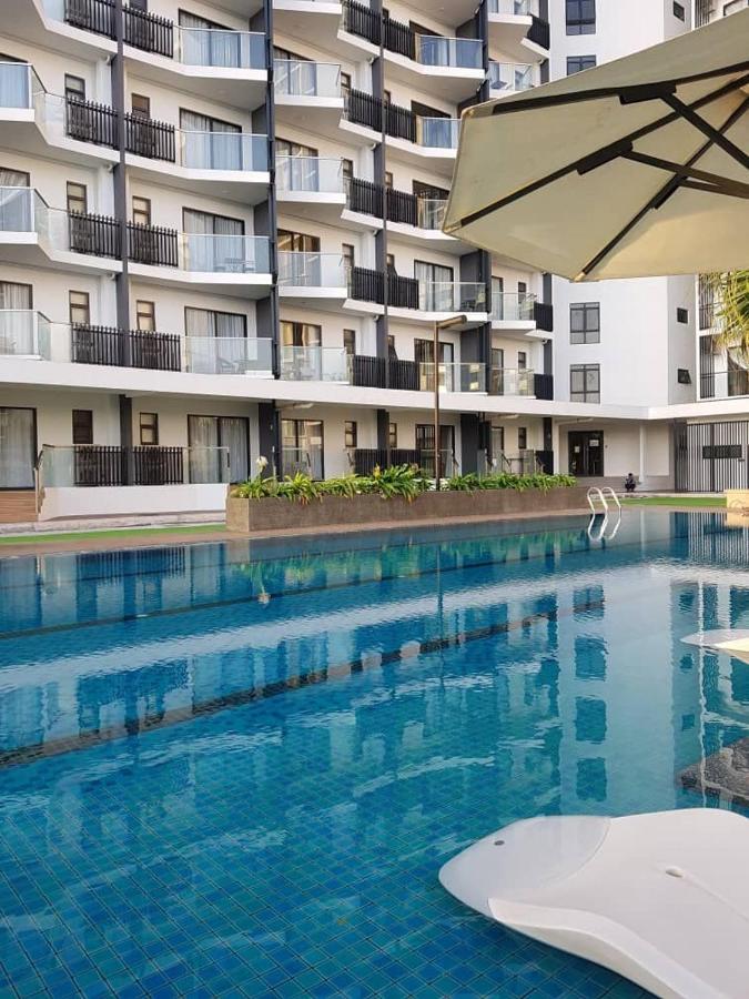 Casa Raudhah @ Timurbay Seafront Residence Kampung Sungai Karang 外观 照片