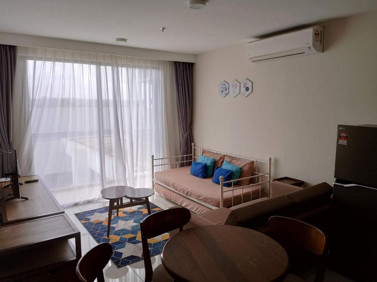 Casa Raudhah @ Timurbay Seafront Residence Kampung Sungai Karang 外观 照片