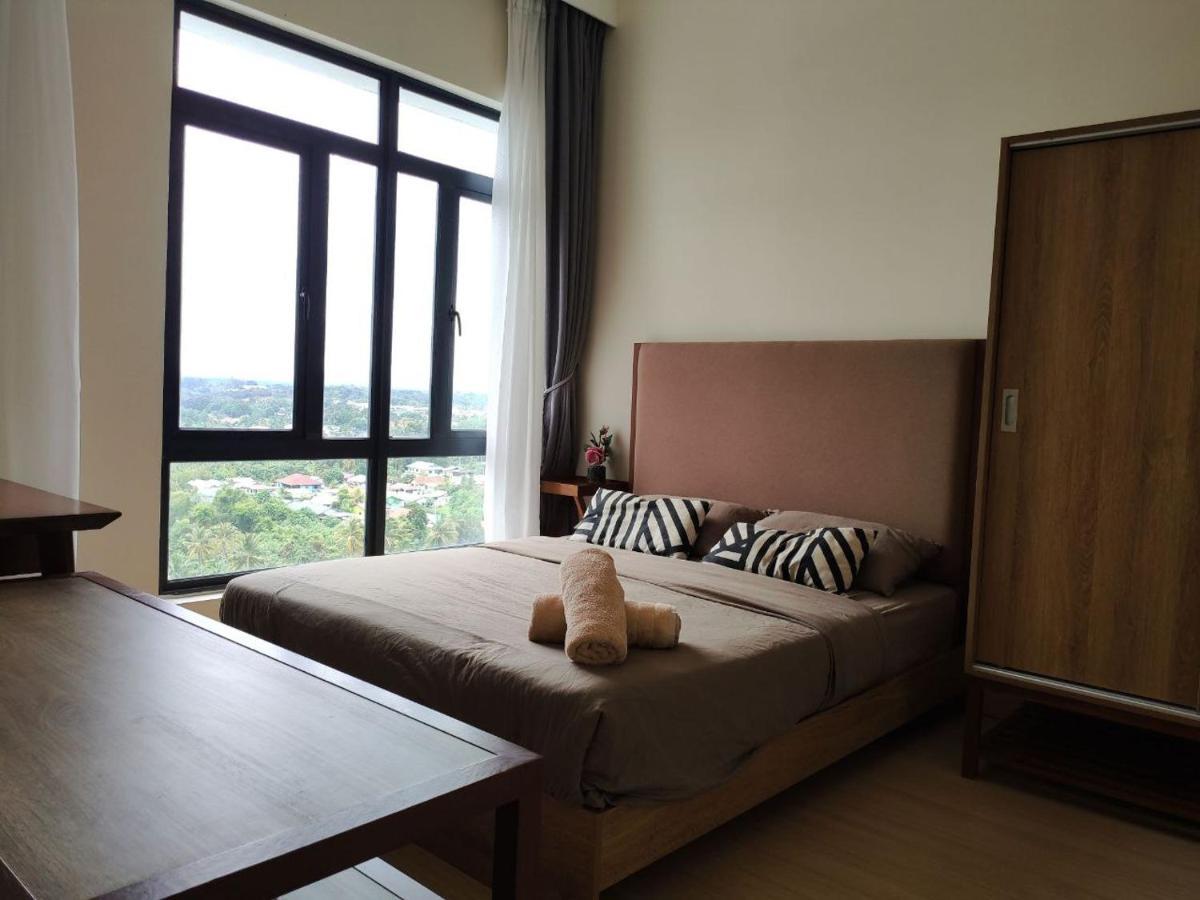 Casa Raudhah @ Timurbay Seafront Residence Kampung Sungai Karang 外观 照片