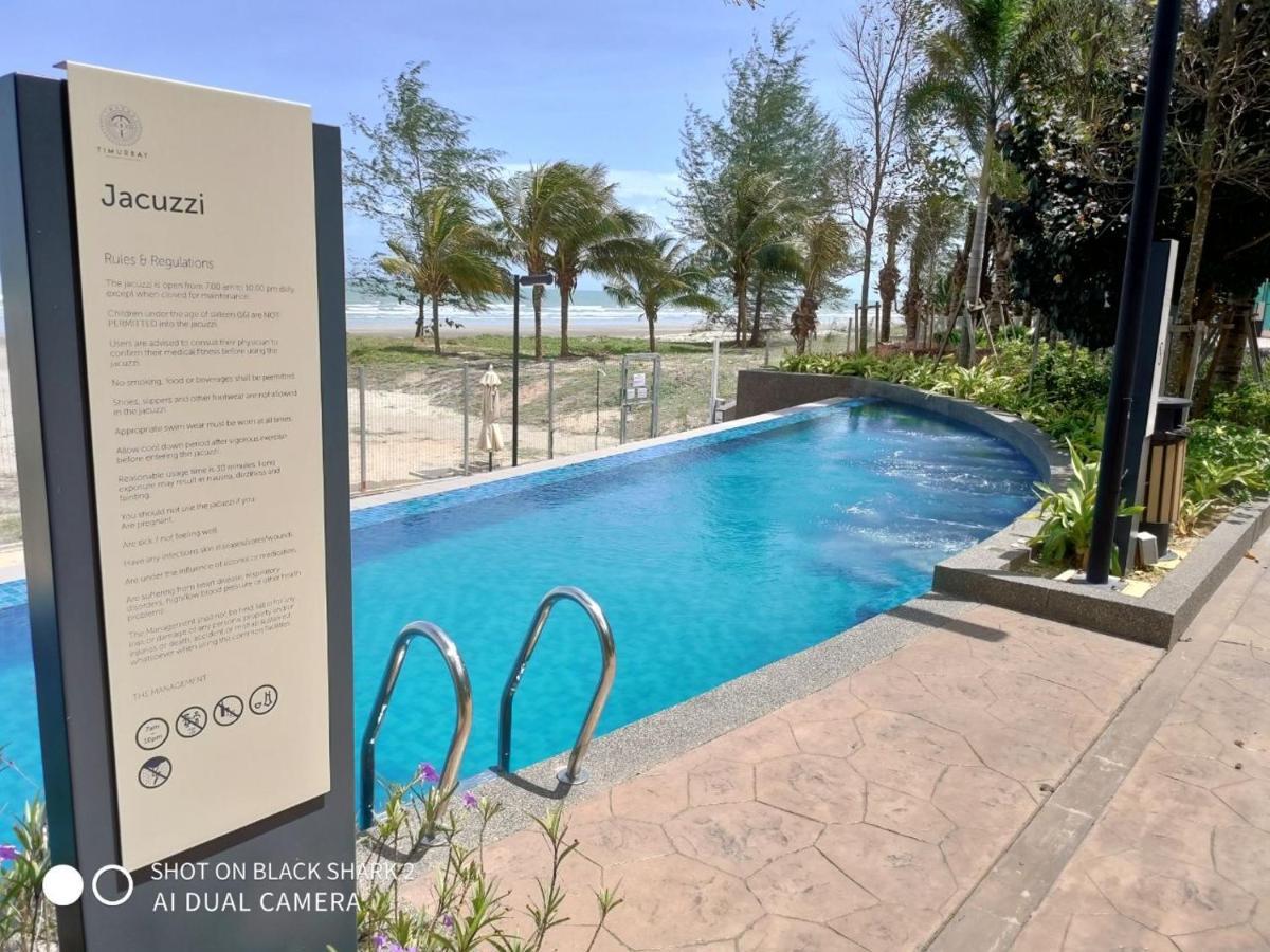 Casa Raudhah @ Timurbay Seafront Residence Kampung Sungai Karang 外观 照片