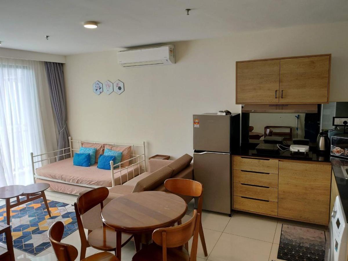 Casa Raudhah @ Timurbay Seafront Residence Kampung Sungai Karang 外观 照片